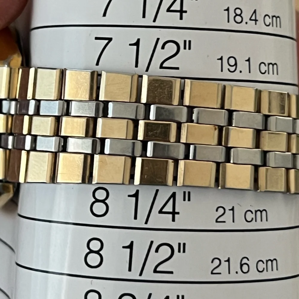 Seiko Automatic Rare Vintage Men’s Watch Two-Tone Bracelet Gold-Tone Dial Date